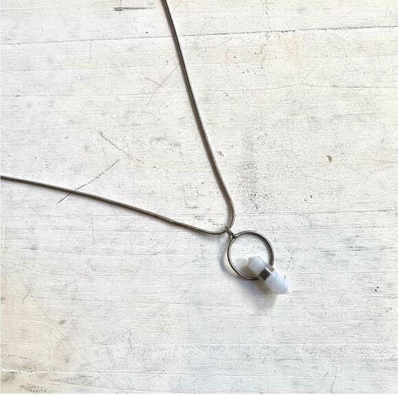 Blue lace agate silver pendant necklace - Picture 10 of 11